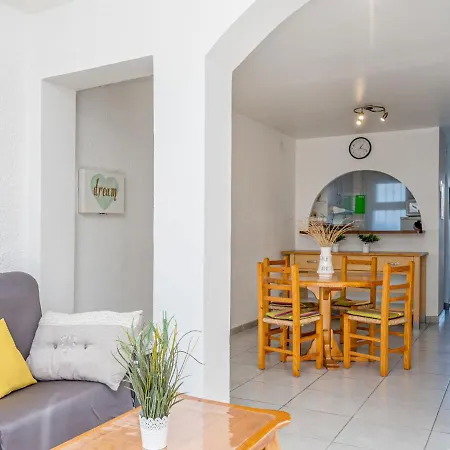 Holiday Byblos By Interhome